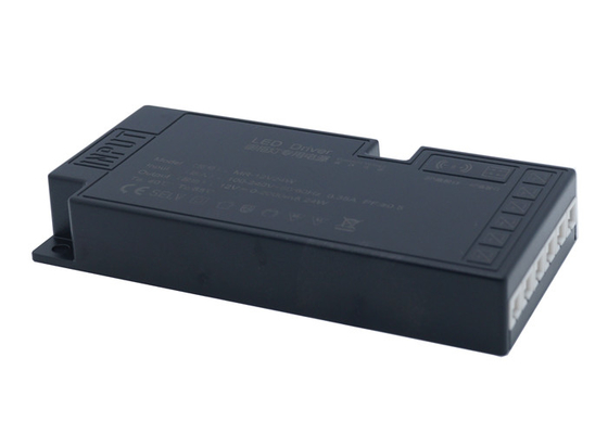 Bajo fuente de alimentación de la luz LED Constant Voltage Driver DC12V 24W del gabinete
